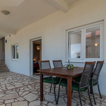 Apartments Ivan Trogir Exterior photo
